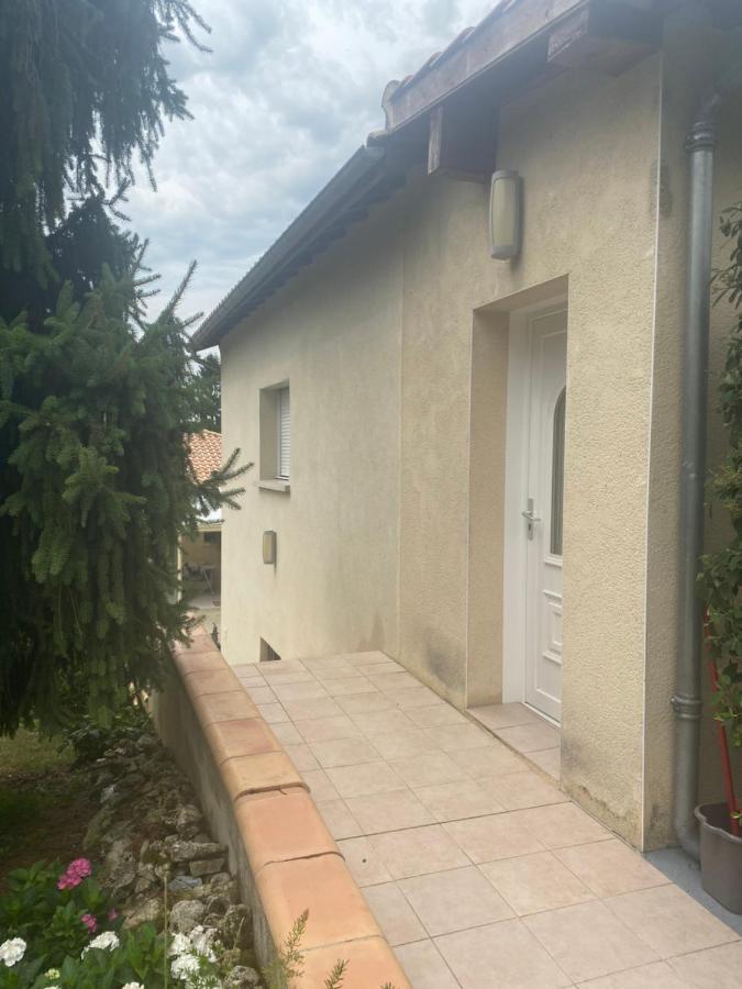 Gite Moncherie Colayrac-Saint-Cirq Zewnętrze zdjęcie